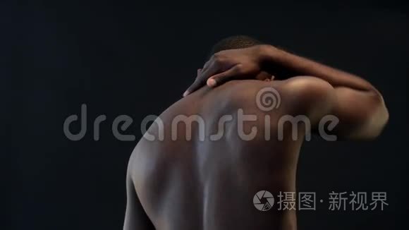 非裔美国人脖子视频