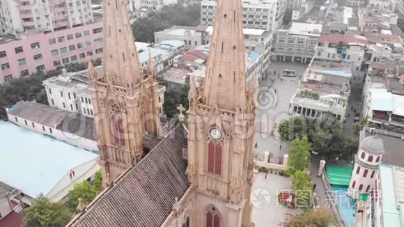 圣心大教堂在广州无人驾驶飞机顺利升上天主教堂..