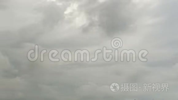 雨云和积云层的运动时间推移视频