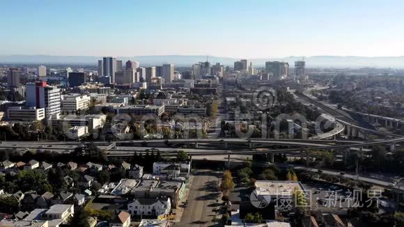 加州奥克兰的公路基础设施视频