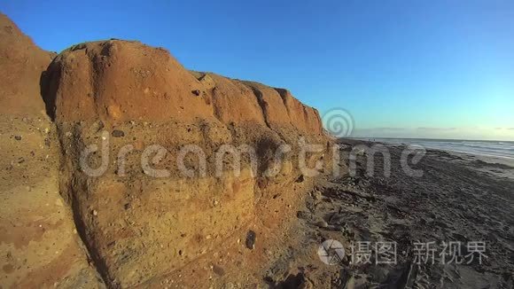 卡迪夫海滩墙视频