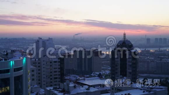 日落背景下的城市夜景视频