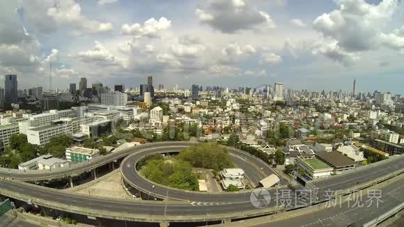 曼谷城市交通的俯视图。