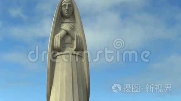 美国加州圣莫尼卡雕像倾斜视频