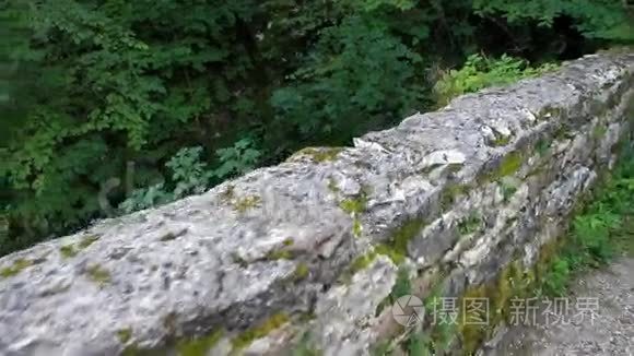穿过拿破仑老桥的移动mov格式视频下载-正版视频编号03v0cl-摄图新视界视频库