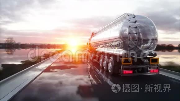 加油机，油车，高速公路上的卡车。 开得很快。 逼真的4K动画。