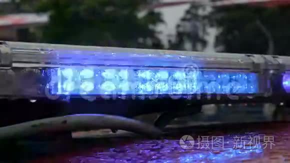 救援卡车上的紧急警报灯视频