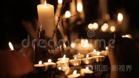 万圣节的节日蜡烛视频