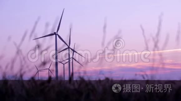 农村风力农场的风力涡轮机视频