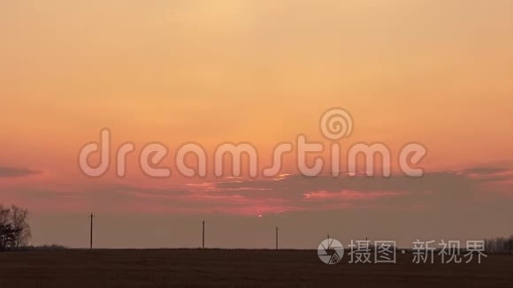 日落时分美丽的天梯度天空视频