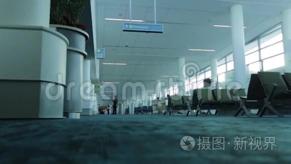 机场候机室及登机口标志视频
