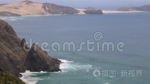 在雷因加角附近的太平洋海岸视频