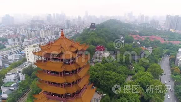 中国武汉2017年5月2日白天武汉城市景观黄鹤寺空中全景