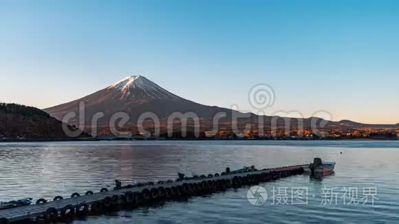 山 黎明时分的富士和川川子湖视频