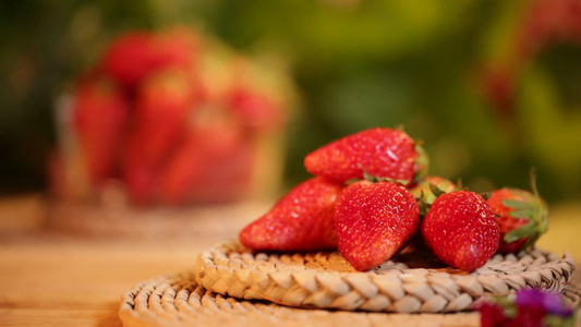 草莓水果夏季维生素视频