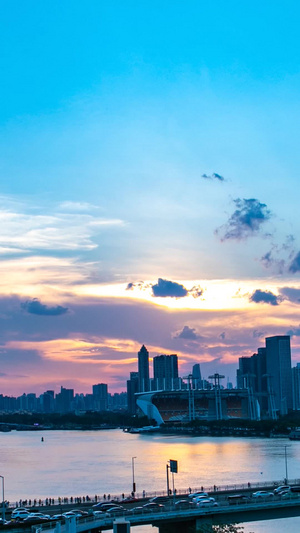 广州塔CBD中央商务区夕阳日转夜广州城市14秒视频