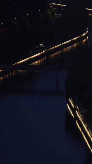 北京S型立交桥夜晚车流延时北京夜景20秒视频
