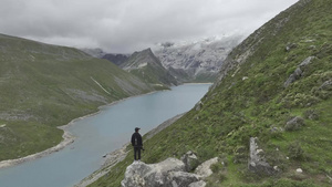 西藏羊湖风光14秒视频