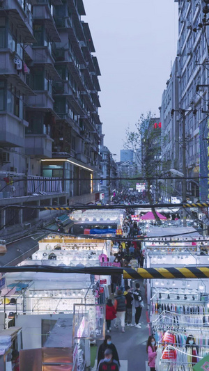 移动延时摄影城市夜景逛街购物人群街景素材夜景素材24秒视频
