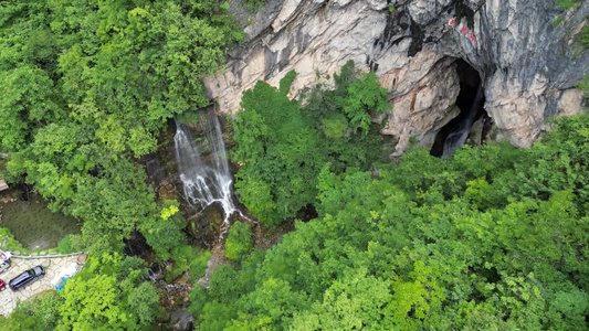 航拍湖北神农架天生桥景区视频