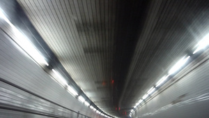 隧道21秒视频