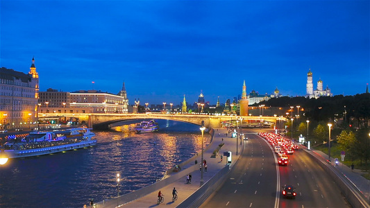 扎里亚德耶公园日落时对莫斯科地标的全天观视频