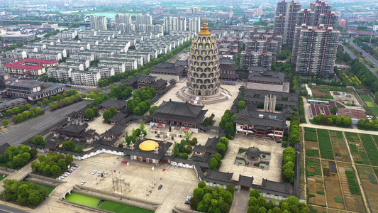 俯拍5A景点淹城宝林禅寺全景视频视频