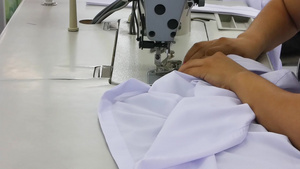 纺织厂缝纫衬衣车间15秒视频