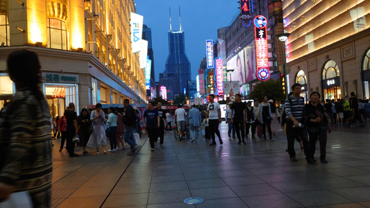 上海南京东路步行街延时夜景视频