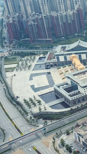 高清航拍桂林临桂新区金贸中心双塔高楼城市开发建设69秒视频