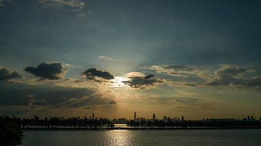 延时摄影航拍城市旅游地标湖北5A级东湖景区夕阳晚霞绿道天空4k素材视频