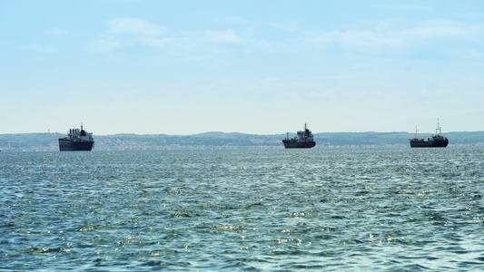 在港口等待装载的货船在希腊塞萨洛尼基湾该国北部最大视频