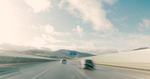 快速运动的农村公路车速点观点12秒视频