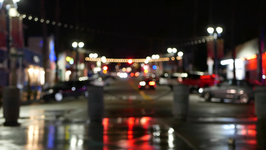 城市灯光雨夜的汽车温柔的公路黄昏的乌鸦视频