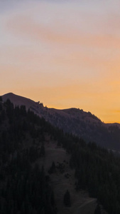 秋季大山山脉日出延时秋季风景视频