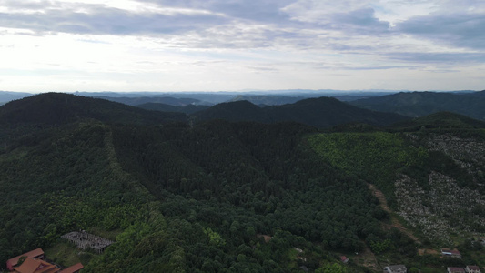 航拍山川丘陵视频