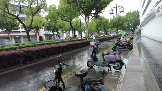 城市下雨雨季实拍交通 视频