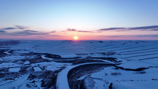 河谷湿地田野雪景夕阳视频