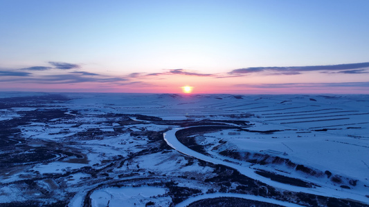 河谷湿地田野雪景夕阳视频