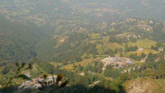 乡村大米梯田的风景Napalnagarkot阳光下视频