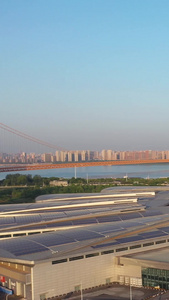 航拍城市风光地标建筑武汉国际会议金融中心素材城市天际线视频