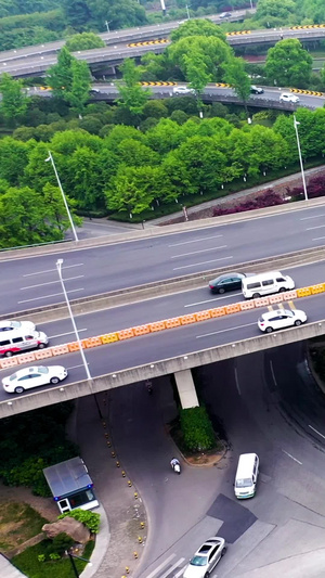 航拍城市立交车流城市环境105秒视频