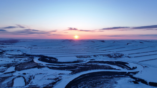 河谷湿地田野雪景夕阳视频