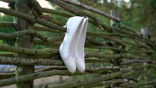 婚前新娘白鞋视频