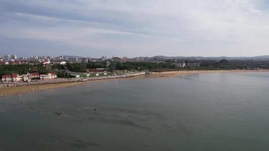 蓝色海洋大海沙滩夏日风景航拍视频