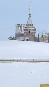 冬季旅游客人乘坐滑雪圈玩耍黑龙江视频