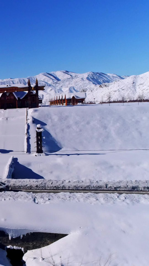 冬天的新疆白哈巴村阿尔泰地区24秒视频