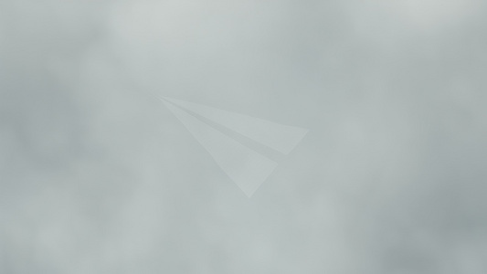 纸上飞机在云中高飞视频