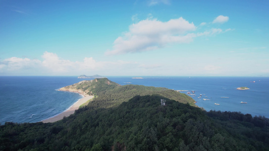 4K震撼海洋小岛自然天空云层航拍视频视频