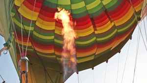 气体燃烧器充填热空气气球13秒视频